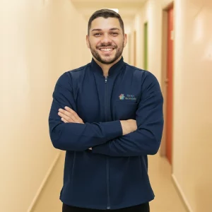 Clínica especializada em Autismo em Belém, PA. Equipe multidisciplinar, ABA baseada em evidências, Fono e TO com Integração Sensorial. Fale conosco e saiba mais.